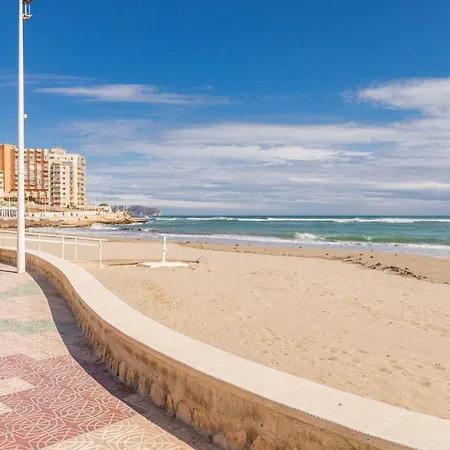 Aguamarina 36c شقة *